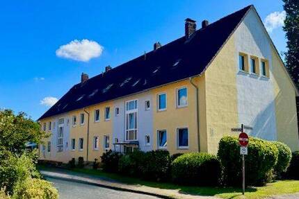 Attraktives 12-Familienhaus in begehrter UNI-LAGE ! Solides Investment mit Entwicklungspotenzial ! 3 zimmer