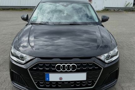 Audi A1 88.000 km 18.800 &euro; Leese 31633