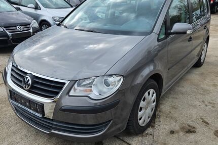 VW Touran 192.000 km 2.600 &euro; Bruchsal 76646