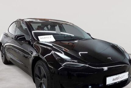 Tesla Model 3 15.676 km 27.689 &euro; Fernwald-Steinbach 35463