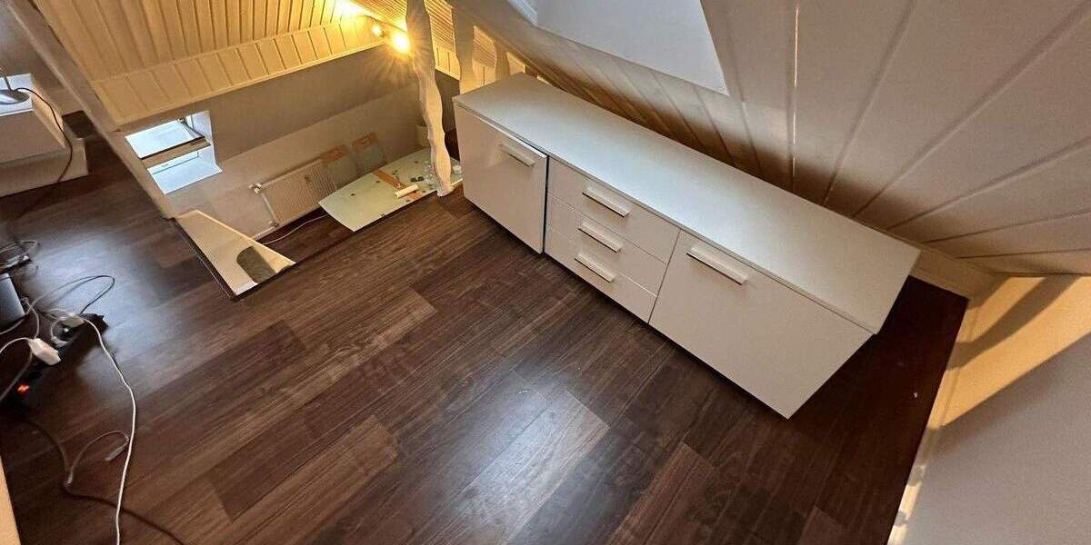 Möblierte Wohnung, gemütliches Altbau-Dachgeschoss Studio 1 zimmer