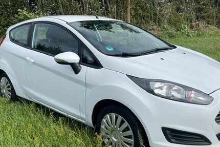 Ford Fiesta 130.000 km 4.333 &euro; Löptin 24250