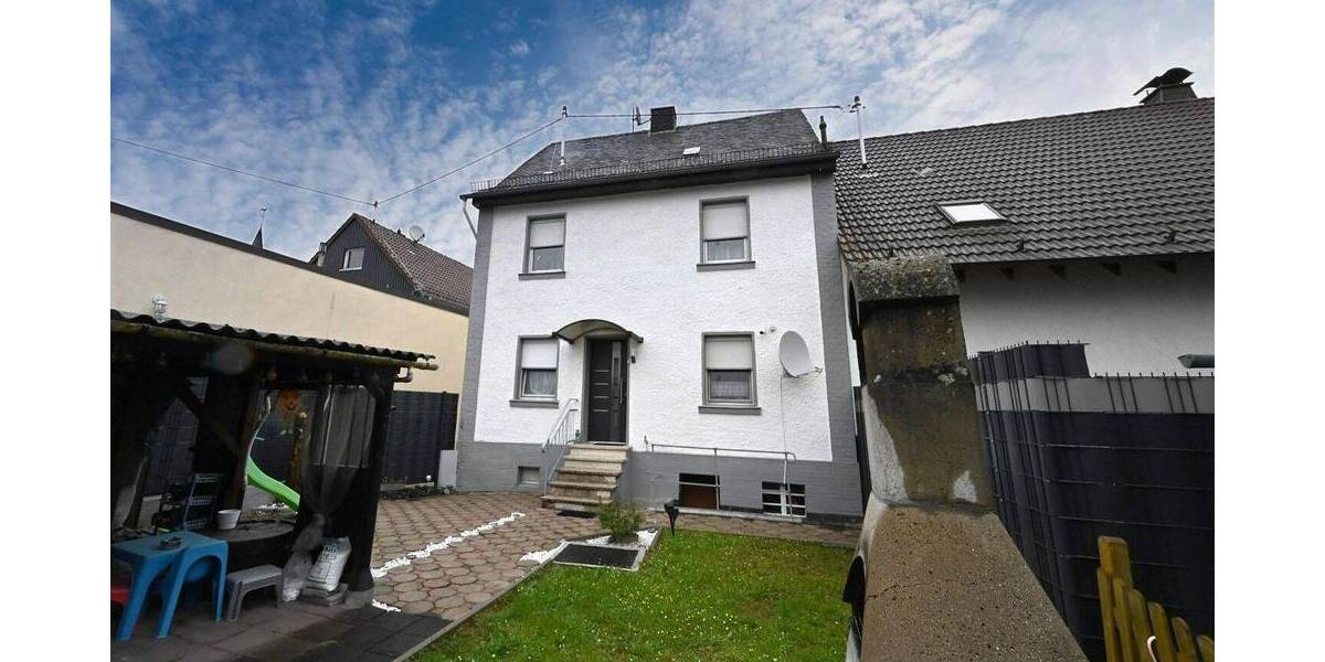 Gemütliches Einfamilienhaus mit viel Potential! 6 zimmer