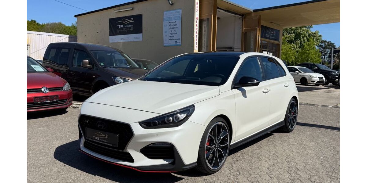 Hyundai i30 162.000 km 15.999 &euro; Hannover 30629