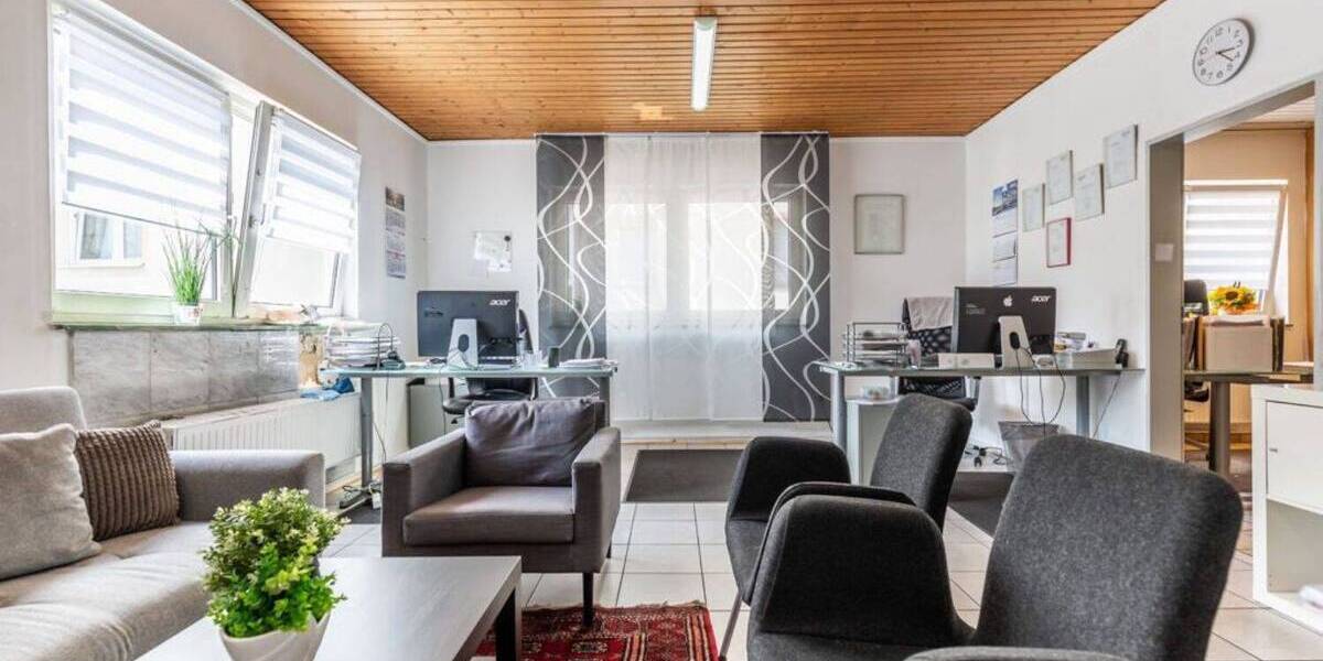 Gewerbehalle mit Büro-Wohngebäude in Dortmund-Marten zimmer