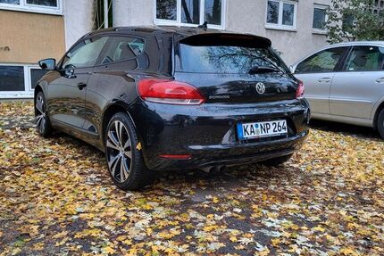 VW Scirocco 146.000 km 5.800 € Karlsruhe 76228
