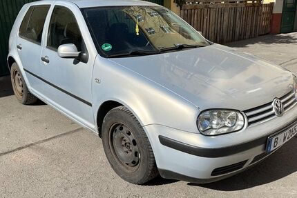VW Golf 162.000 km 1.495 &euro; Berlin 12059