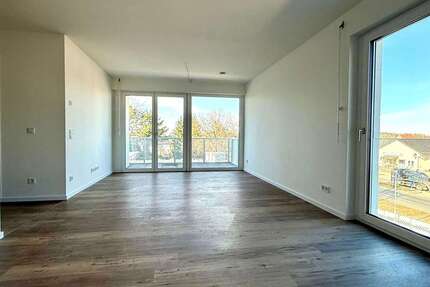 Wohnung Falkensee - 2 Zimmer, 60 m&sup2;, 930&euro; | Angebot:26844260
