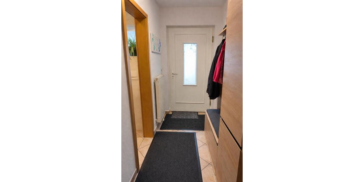 Doppelhaushälfte Coburg - 6 Zimmer, 160 m&sup2;, 1.590&euro; | Angebot:26163392
