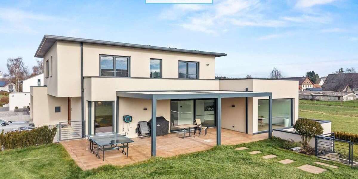 Einfamilienhaus Meßkirch - 8.5 Zimmer, 393 m&sup2;, 1.495.000&euro; | Angebot:25201001