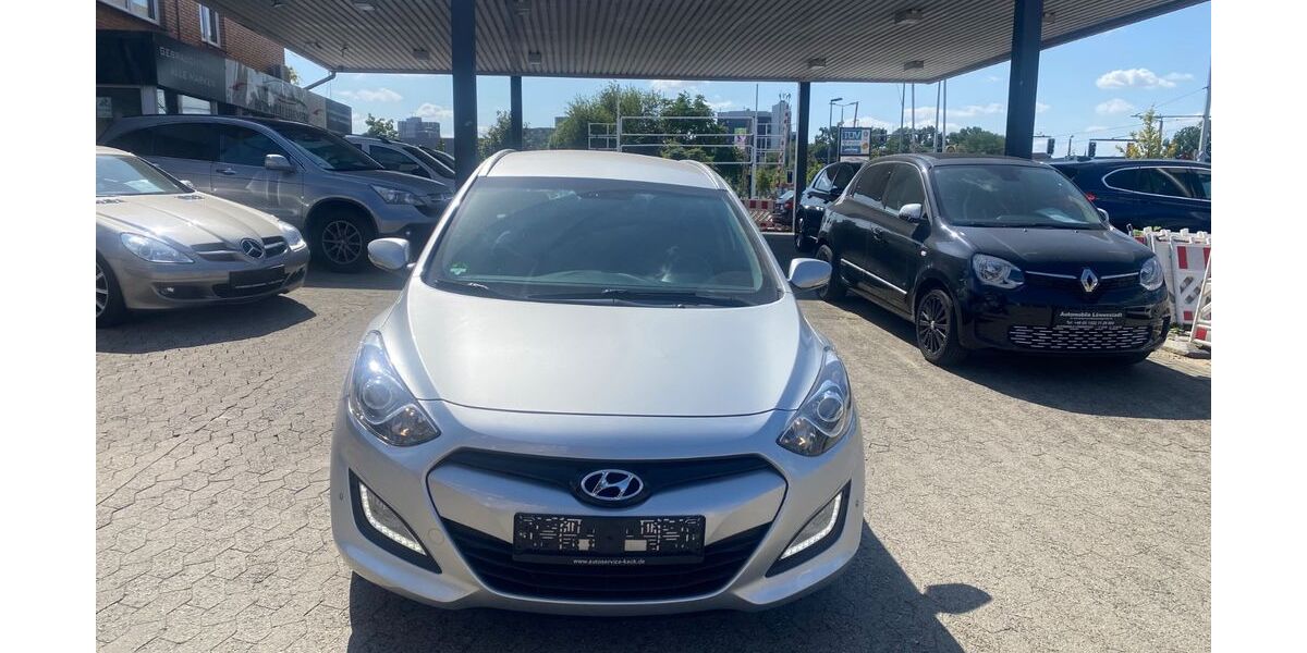 Hyundai i30 157.000 km 7.900 &euro; Braunschweig 38114