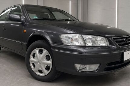 Toyota Camry 133.000 km 8.990 &euro; Hamburg 21079