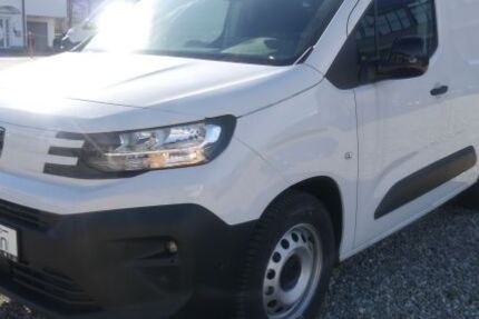 Peugeot Partner 8.500 km 28.985 € Landsberg 86899