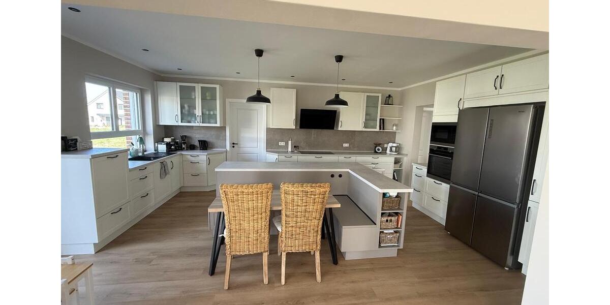 Einfamilienhaus Wahrenholz - 7 Zimmer, 251 m&sup2;, 749.000&euro; | Angebot:26491038