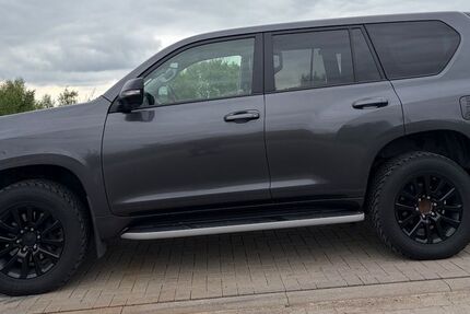 Toyota Land Cruiser 57.000 km 65.900 &euro; Gronau 31028