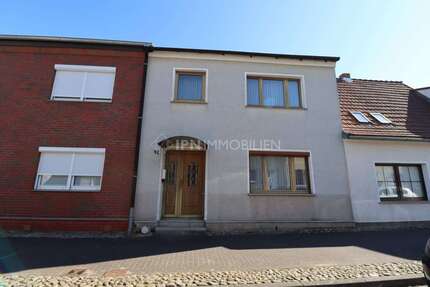 Haus zum Kaufen in Schwaan 165.500 € 120 m² 4 zimmer