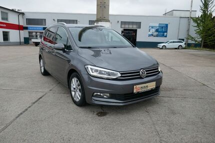 VW Touran 158.900 km 16.990 &euro; Döbeln 04720