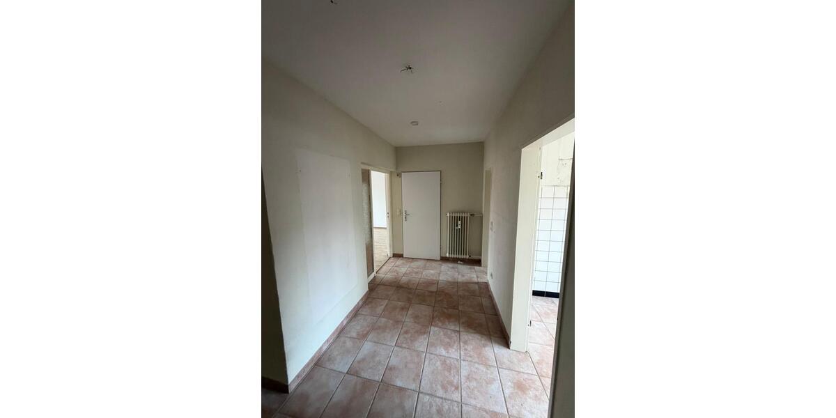 Etagenwohnung Bochum Bochum-Südwest - 4 Zimmer, 91 m&sup2;, 670&euro; | Angebot:24992522