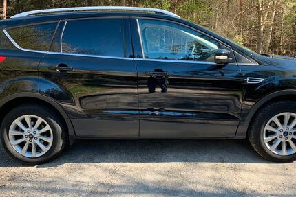 Ford Kuga 162.000 km 11.700 &euro; Habichtswald Dörnberg 34317