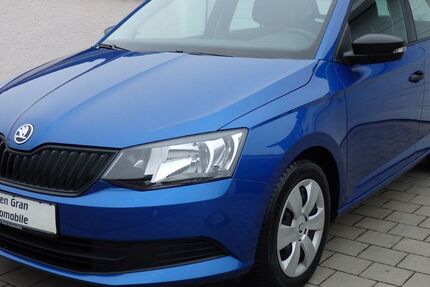 Skoda Fabia 54.000 km 8.990 &euro; Essenbach 84051
