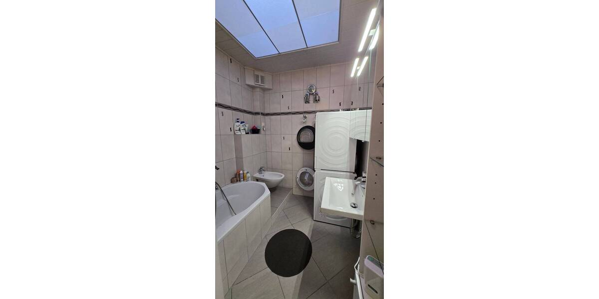 Großzügige 4 Zimmer-Wohnung in Pforzheim zu vermieten! 4 zimmer