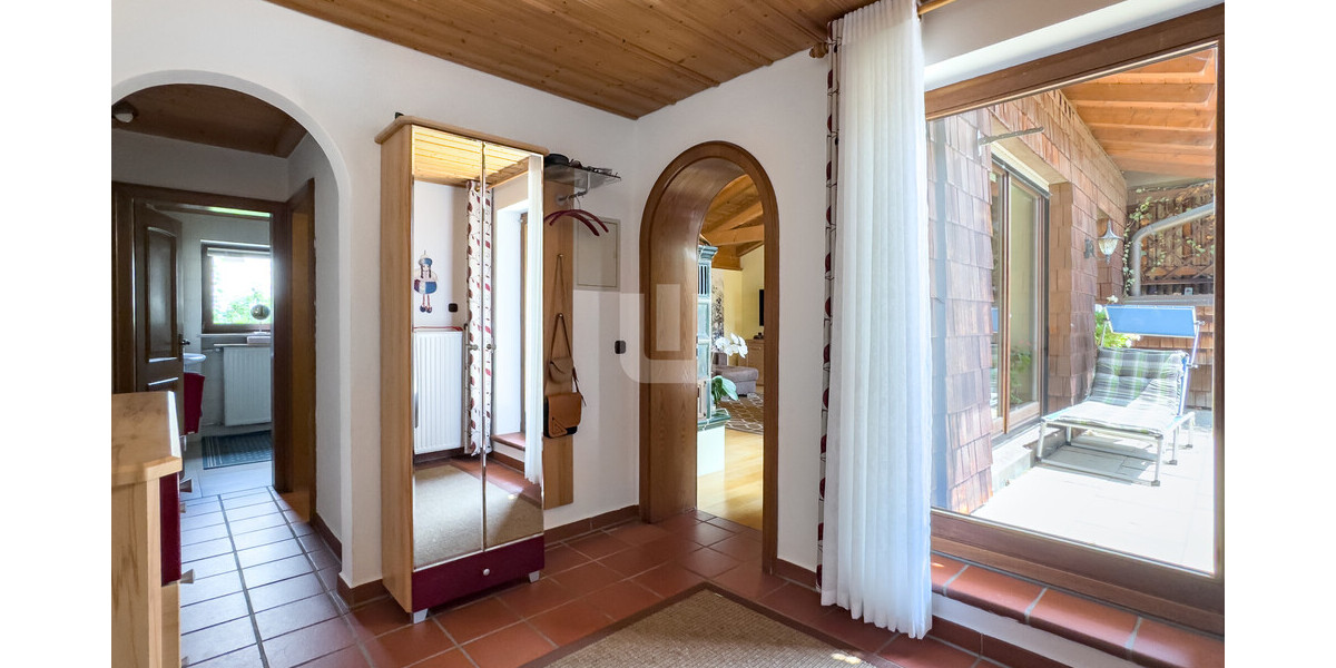 WINDISCH IMMOBILIEN – Gewerbeimmobilie mit vier Büros und einer Wohnung - ideal für den Mittelstand 10.5 zimmer