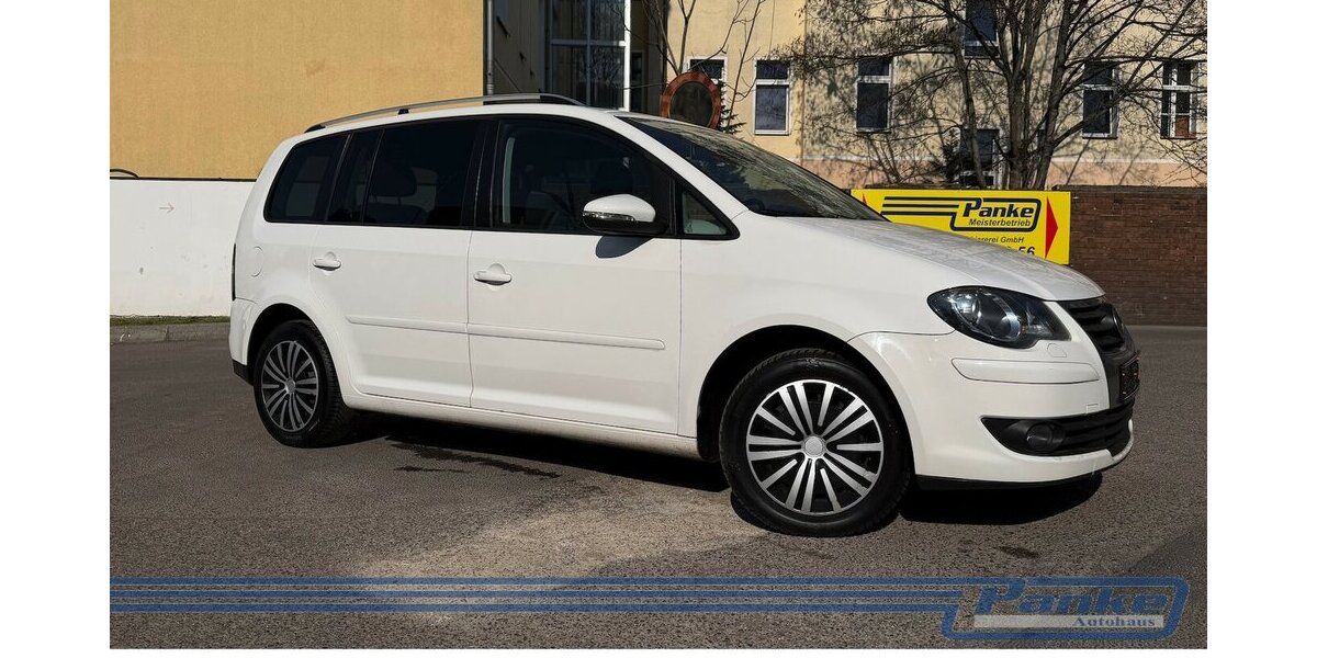 VW Touran Freestyle 1.4 DSG*SHZ*AHK*PDC*AUX* 193.614 km 4.990 &euro; Berlin 13187