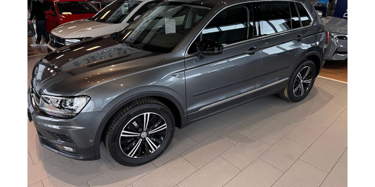 VW Tiguan 48.617 km 23.880 &euro; Bad Endorf 83093