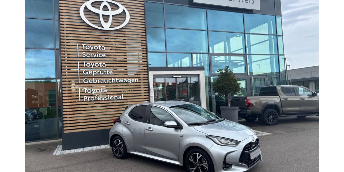 Toyota Yaris 12.000 km 22.890 &euro; Müllheim 79379