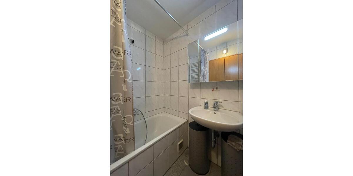 Etagenwohnung Stuttgart Vaihingen - 4 Zimmer, 94 m&sup2;, 1.850&euro; | Angebot:26677371