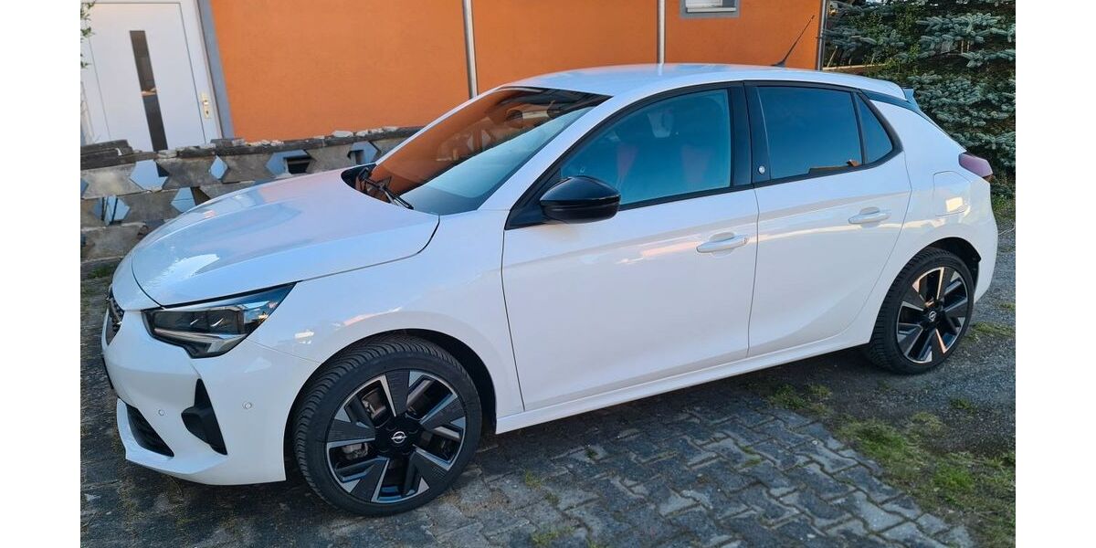 Opel Corsa 12.600 km 20.799 &euro; Weiden 92637
