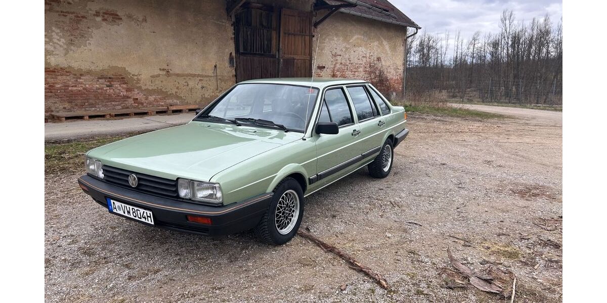 VW Santana 117.000 km 8.000 &euro; Augsburg 86156