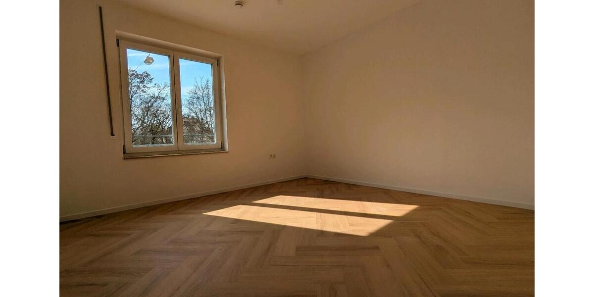 Etagenwohnung Regensburg Gallingkofen - 3 Zimmer, 84 m&sup2;, 1.320&euro; | Angebot:26042075