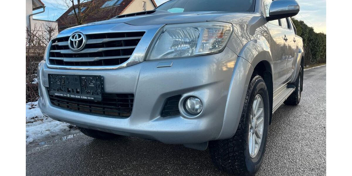 Toyota Hilux 399.258 km 18.500 &euro; München 80935