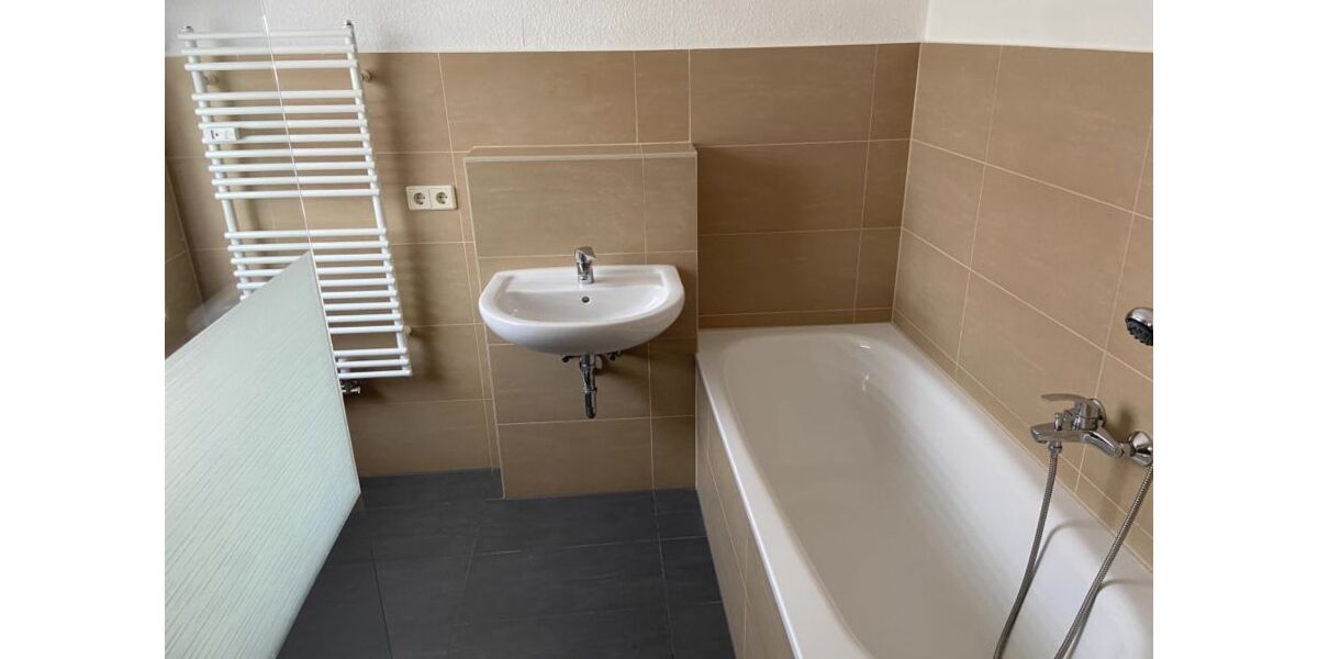 Provisionsfrei* Seenah in Zwenkau bei Leipzig - 60 m² 3 Zi. Wohnküche Bad KFZ-Stellplatz - 4- Zwenkau | Angebot:26498457