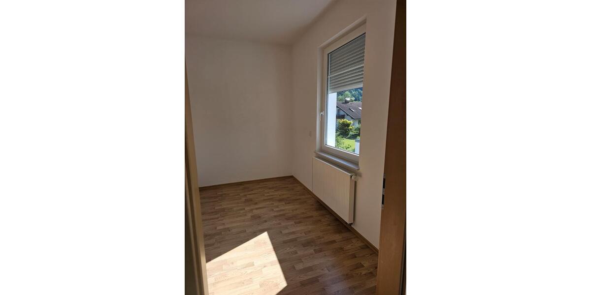 Etagenwohnung Baiersbronn - 3 Zimmer, 72 m&sup2;, 700&euro; | Angebot:26101695