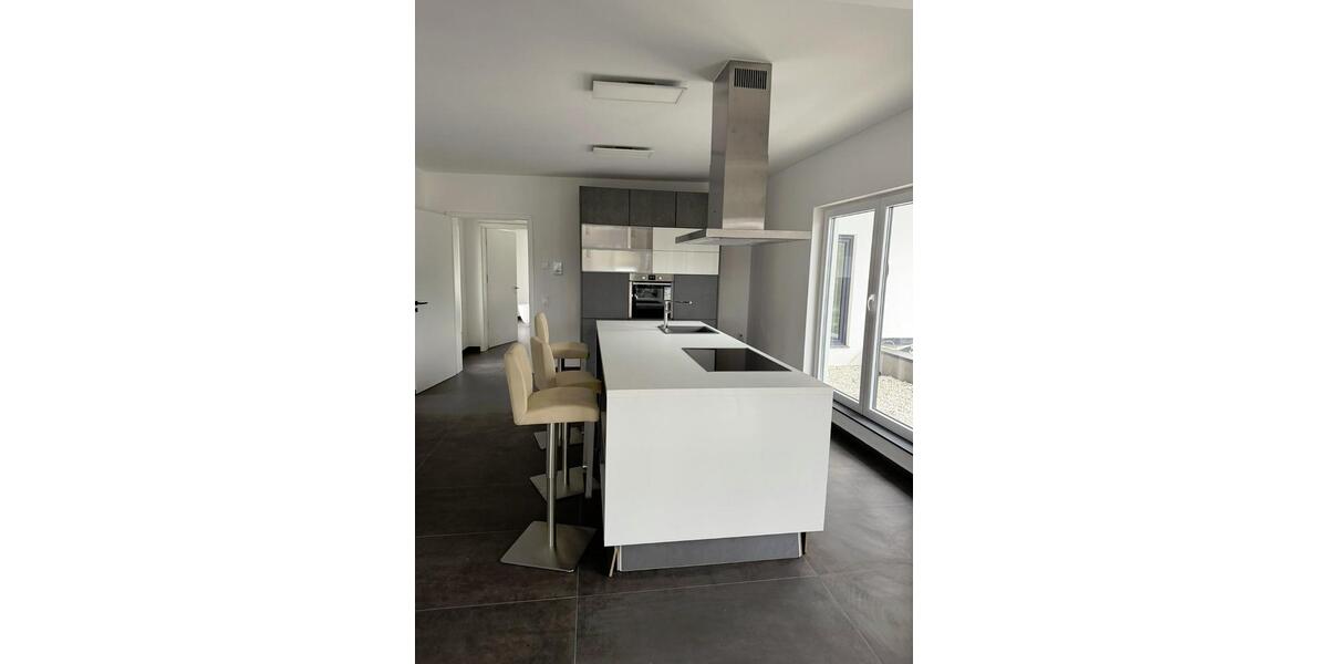 Einfamilienhaus Gummersbach Berstig Süd - 2 Zimmer, 200 m&sup2;, 1.720&euro; | Angebot:26660197