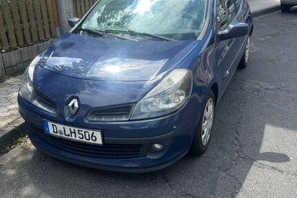 Renault Clio 164.000 km 2.690 &euro; Kempenich 56746