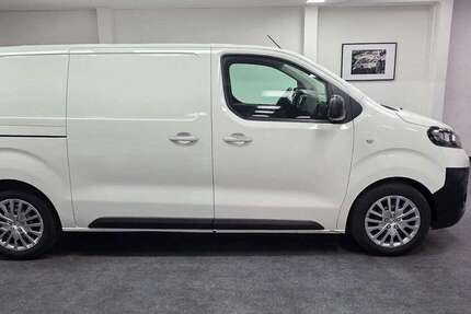 Opel Vivaro 210.000 km 9.990 &euro; Asperg 71679