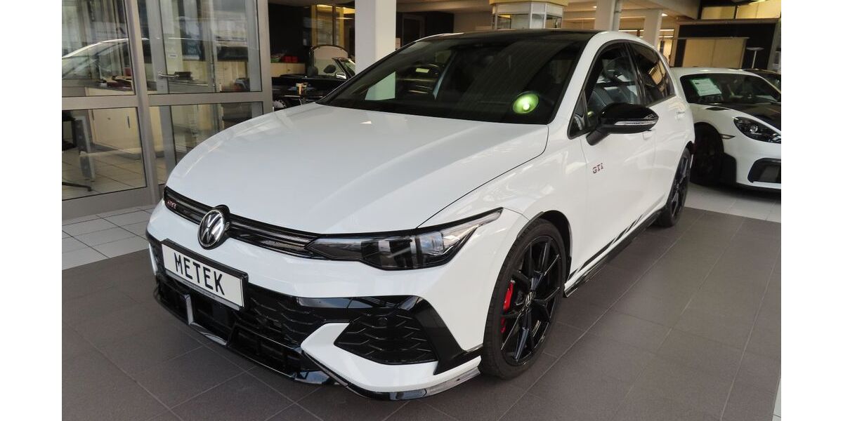 VW Golf 5.392 km 42.980 &euro; Schmallenberg 57392