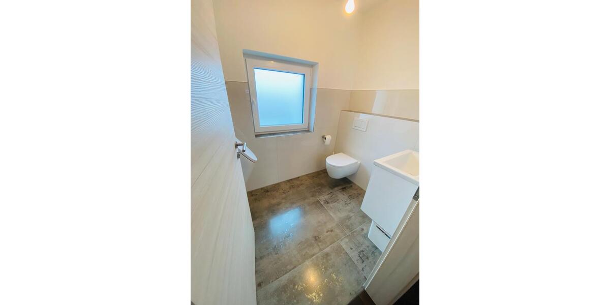 Einfamilienhaus Künzelsau - 3 Zimmer, 127 m&sup2;, 1.800&euro; | Angebot:24864803