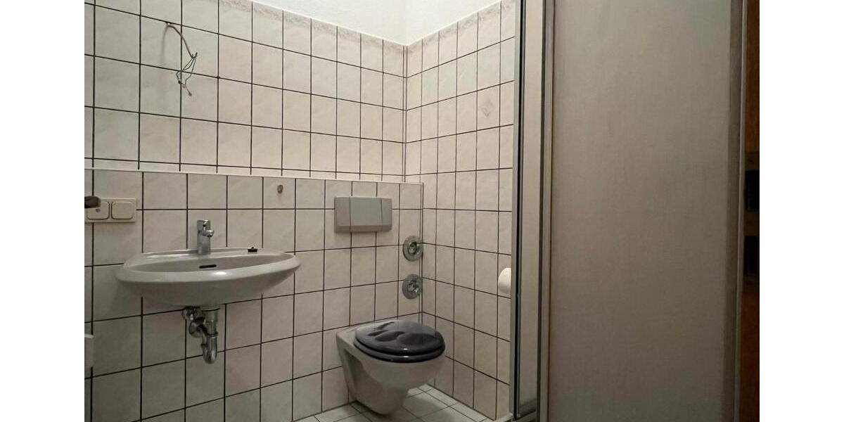 Erdgeschoßwohnung Pößneck - 1 Zimmer, 41 m&sup2;, 290&euro; | Angebot:25887626