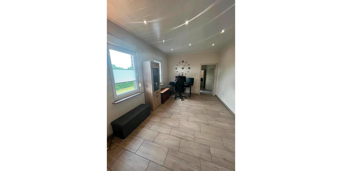 Einfamilienhaus Apen - 9 Zimmer, 135 m&sup2;, 319.000&euro; | Angebot:27120580