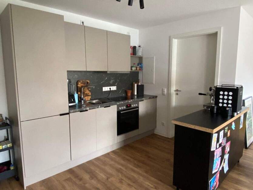 Moderne 2-Zimmer-Wohnung mit Einbauküche und großem Balkon! 2 zimmer