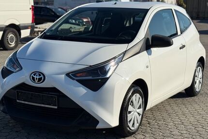 Toyota Aygo (X) 76.569 km 7.999 € Ribnitz-Damgarten 18311