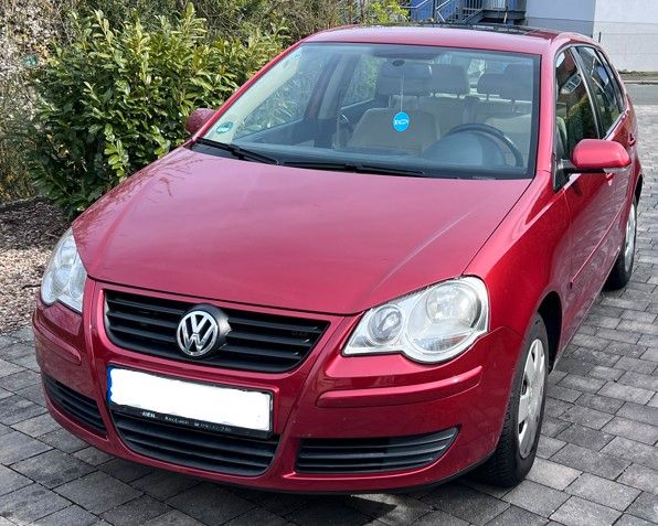 VW Polo 84.000 km 4.349 &euro; Pödeldorf 96123