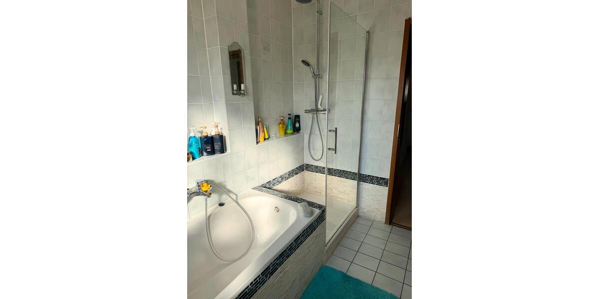 Reihenhaus Waldkraiburg - 5 Zimmer, 130 m&sup2;, 450.000&euro; | Angebot:26603602
