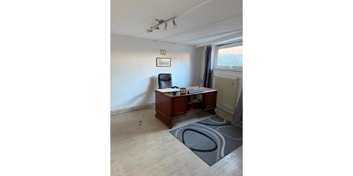 Einfamilienhaus Salzbergen - 7 Zimmer, 250 m&sup2;, 480.000&euro; | Angebot:24273449