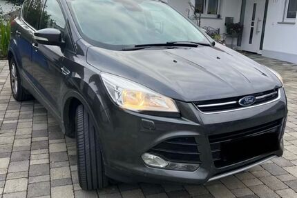 Ford Kuga 138.000 km 11.900 &euro; Löffingen 79843