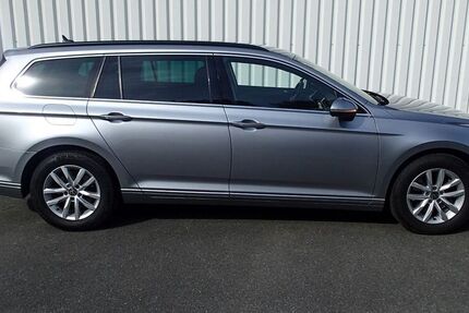 VW Passat Variant